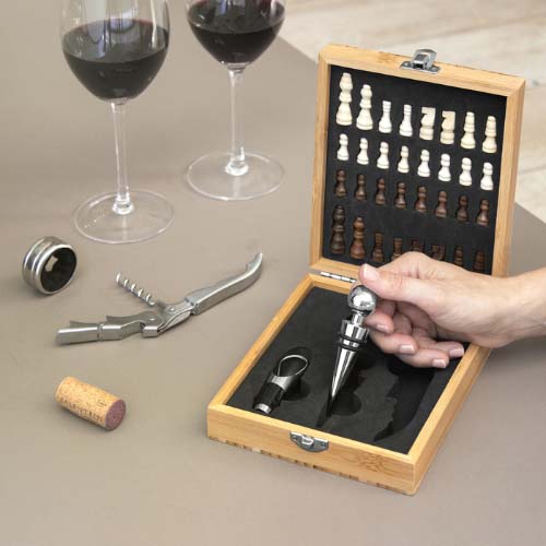 Set de vinos con juegos de ajedrez Chessy