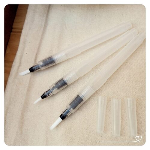 Kit de pinturas con acuarelas