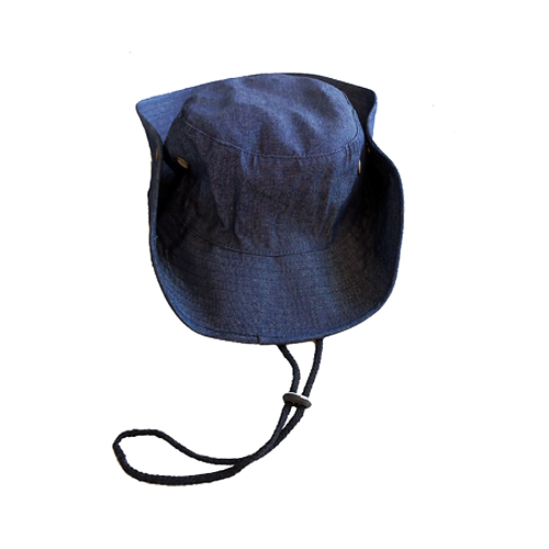 GORRO PESCADOR MEZCLILLA AZUL C/ CORDON Y BROCHE.